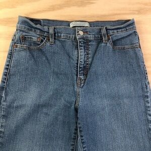 Levi’s 512 Perfectly Slimming Boot Cut Jeans Size 12